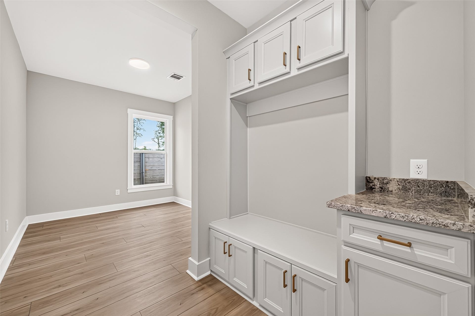 11328 Iron Horse Street, Montgomery, TX 77316 11328 Iron Horse Street, Montgomery, TX 77316