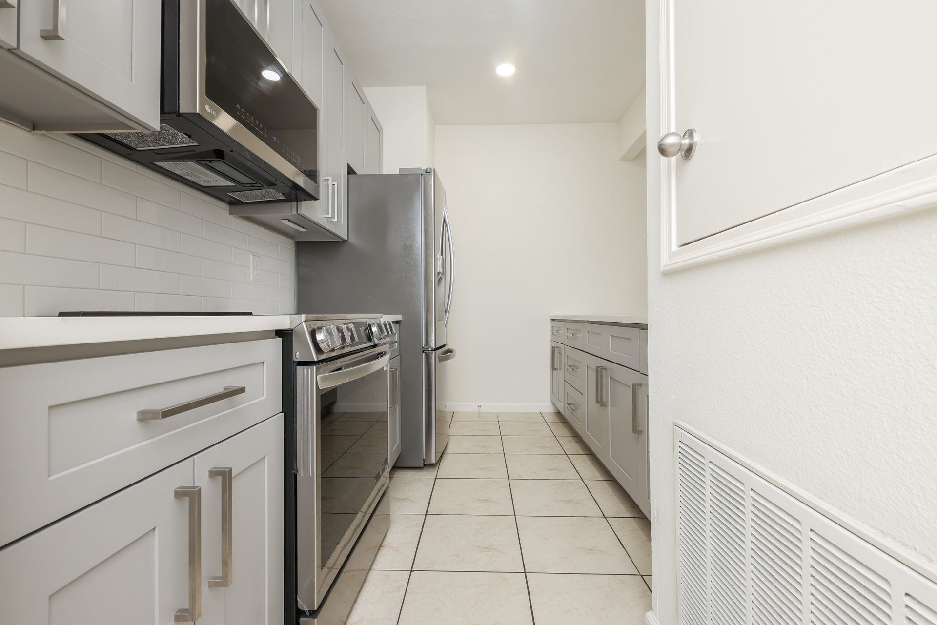 17441 Red Oak Drive, #7441, Houston, TX 77090 17441 Red Oak Drive, #7441, Houston, TX 77090