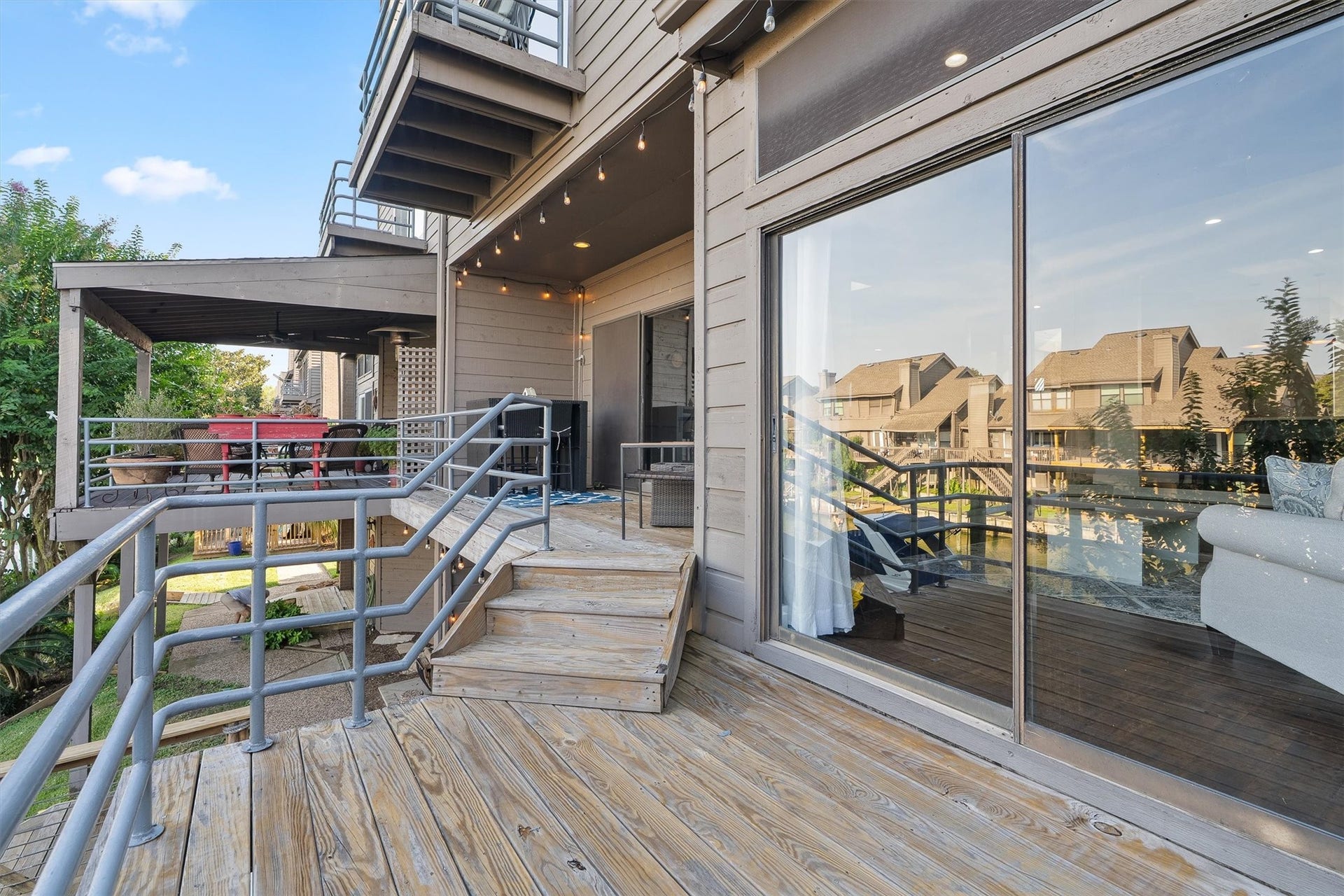 18217 Sandy Cove, Houston, TX 77058 Spacious second level balcony.