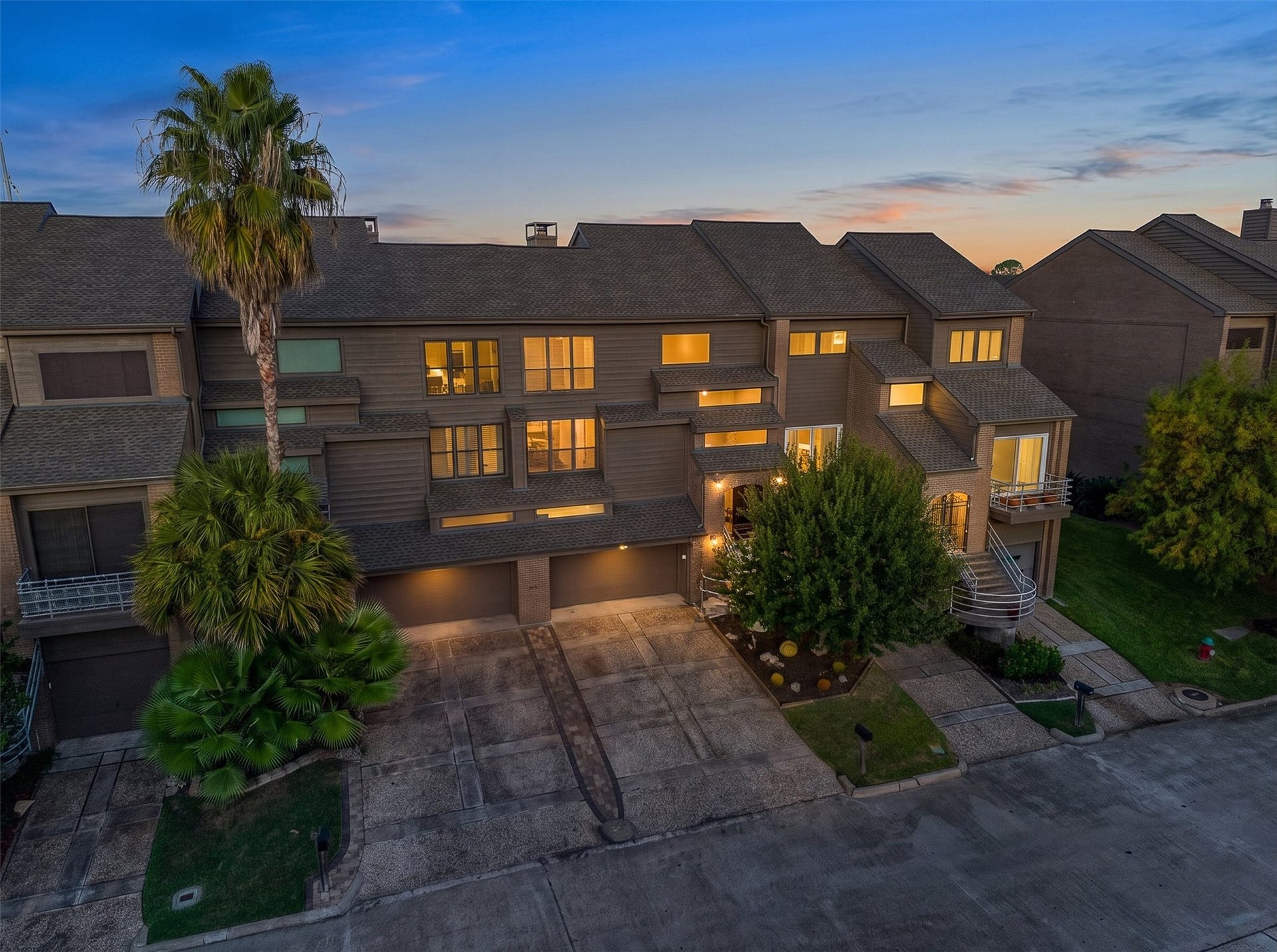 18217 Sandy Cove, Houston, TX 77058 Striking three-level modern townhome architecture.