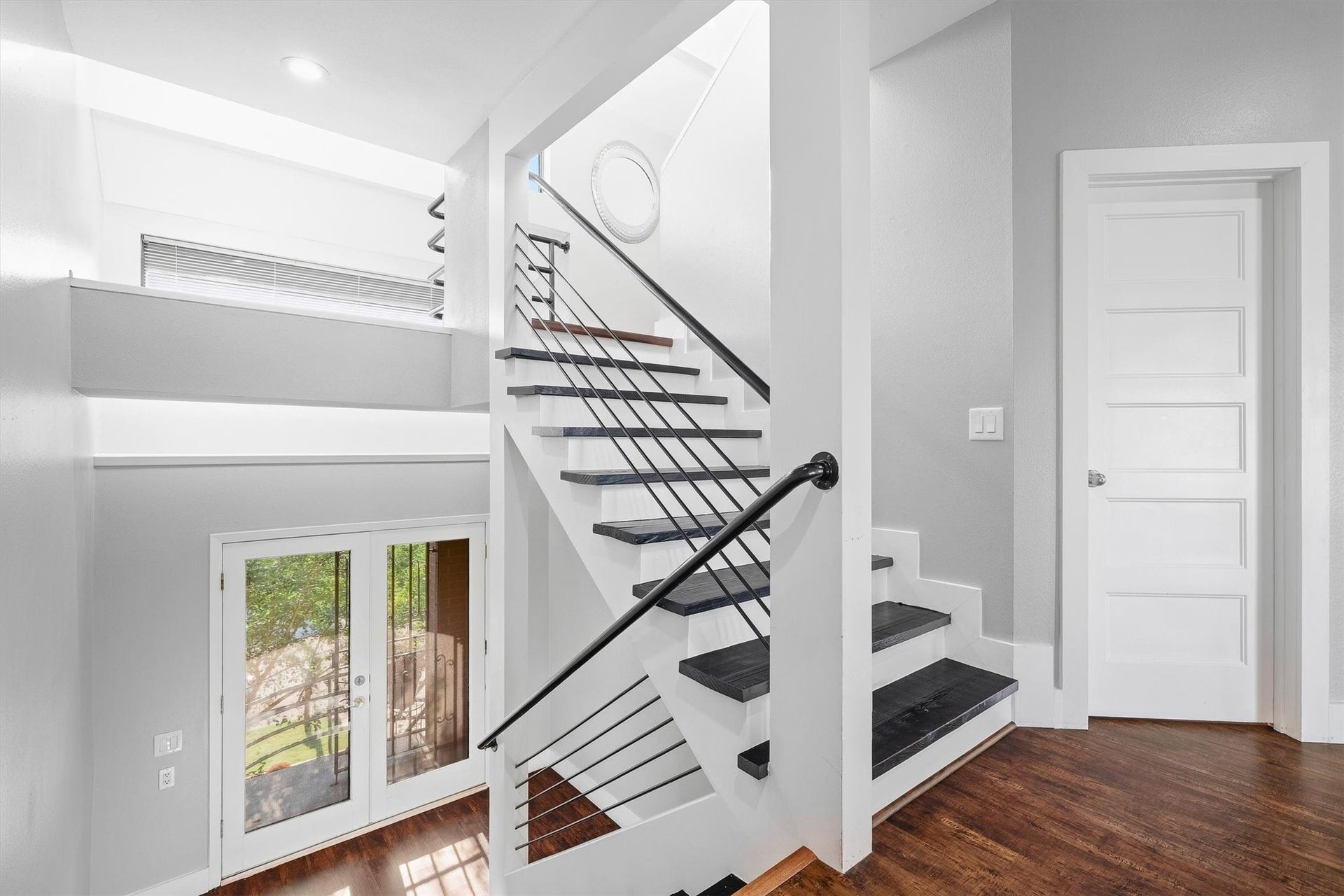 18217 Sandy Cove, Houston, TX 77058 High ceilings and sleek flooring complement the open space.