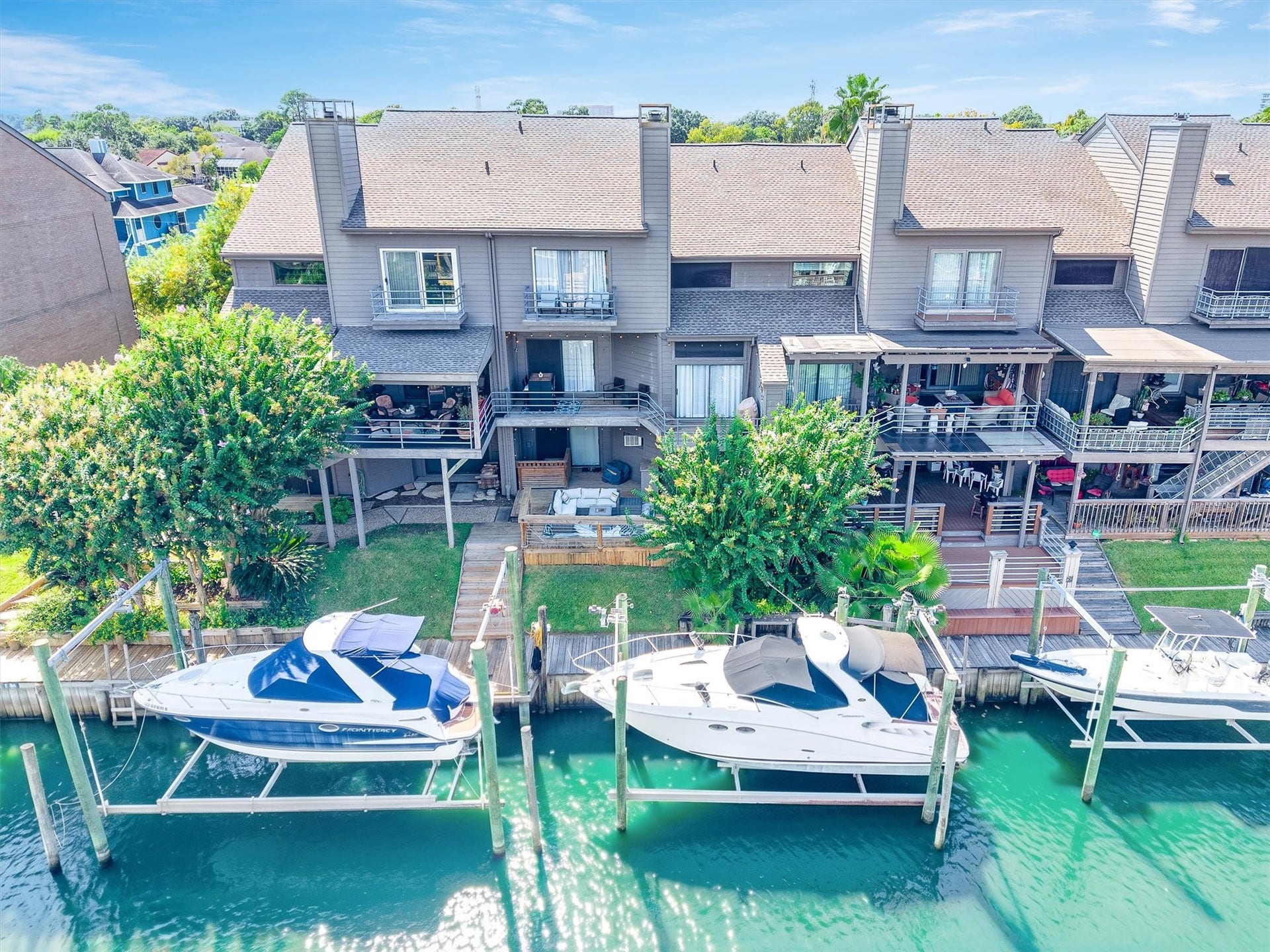 18217 Sandy Cove, Houston, TX 77058 Easy access to your boat.