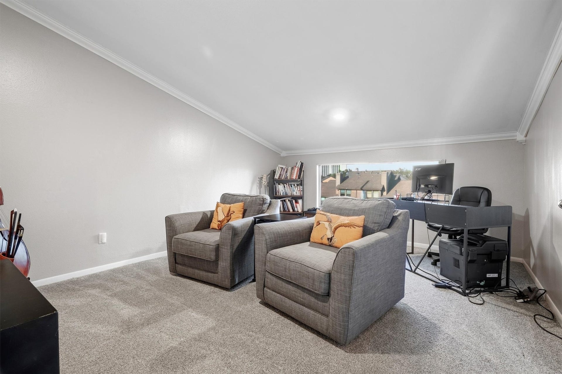 18217 Sandy Cove, Houston, TX 77058 Third-floor home office/flex space.