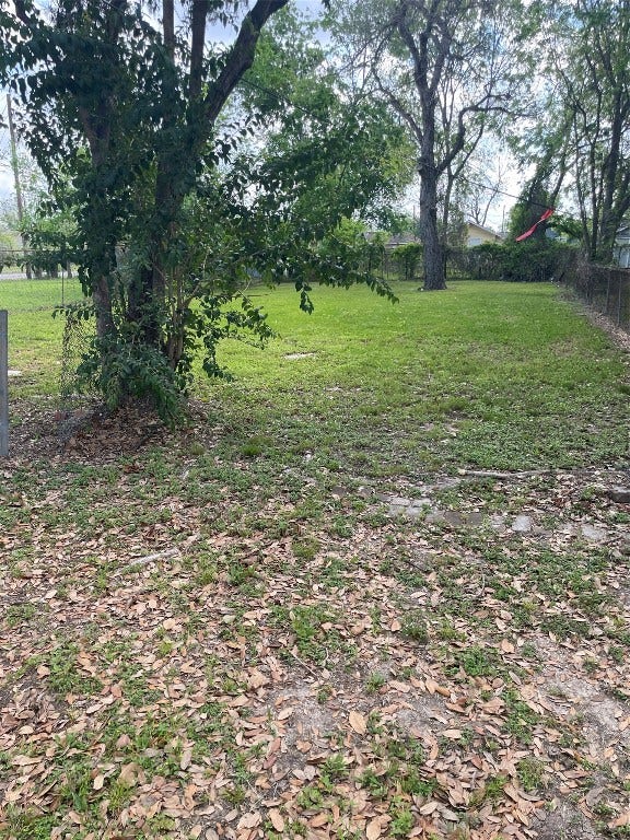 Property photo for 1718 Worms Street, Houston, TX