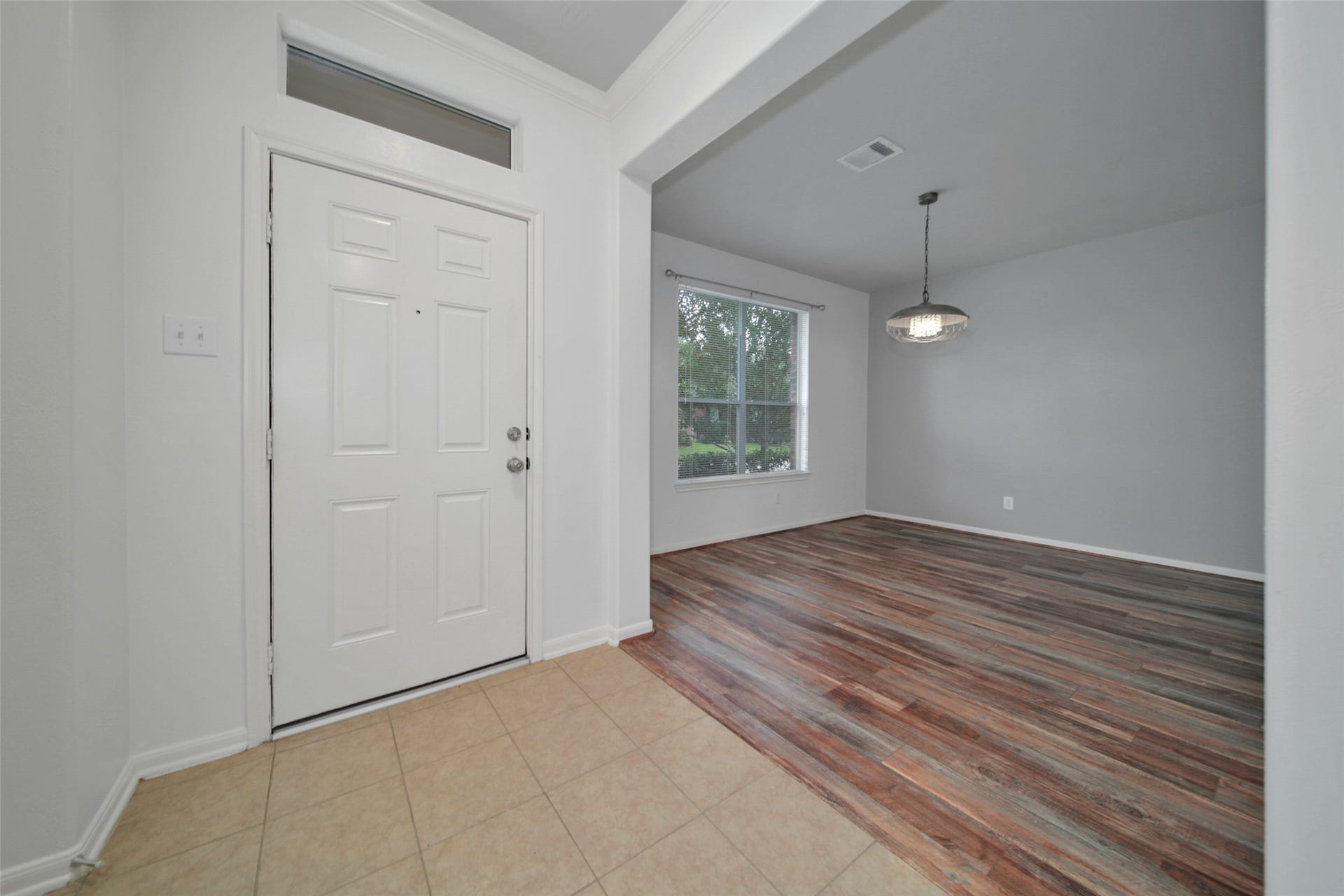 17247 Mitchell Pass Lane, Humble, TX 77346 Dining or Flex room located off foyer.