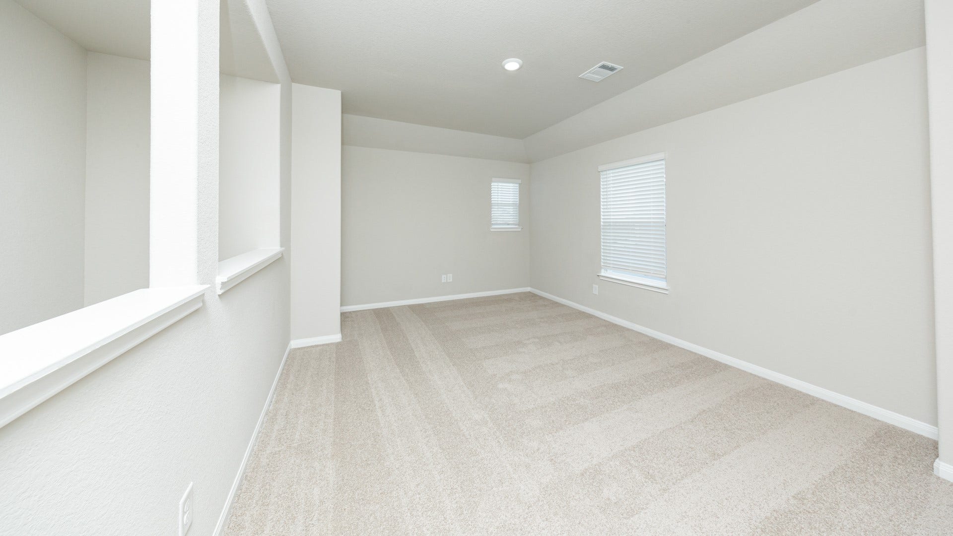 9221 Crestone Peak Drive, Willis, TX 77318 9221 Crestone Peak Drive, Willis, TX 77318