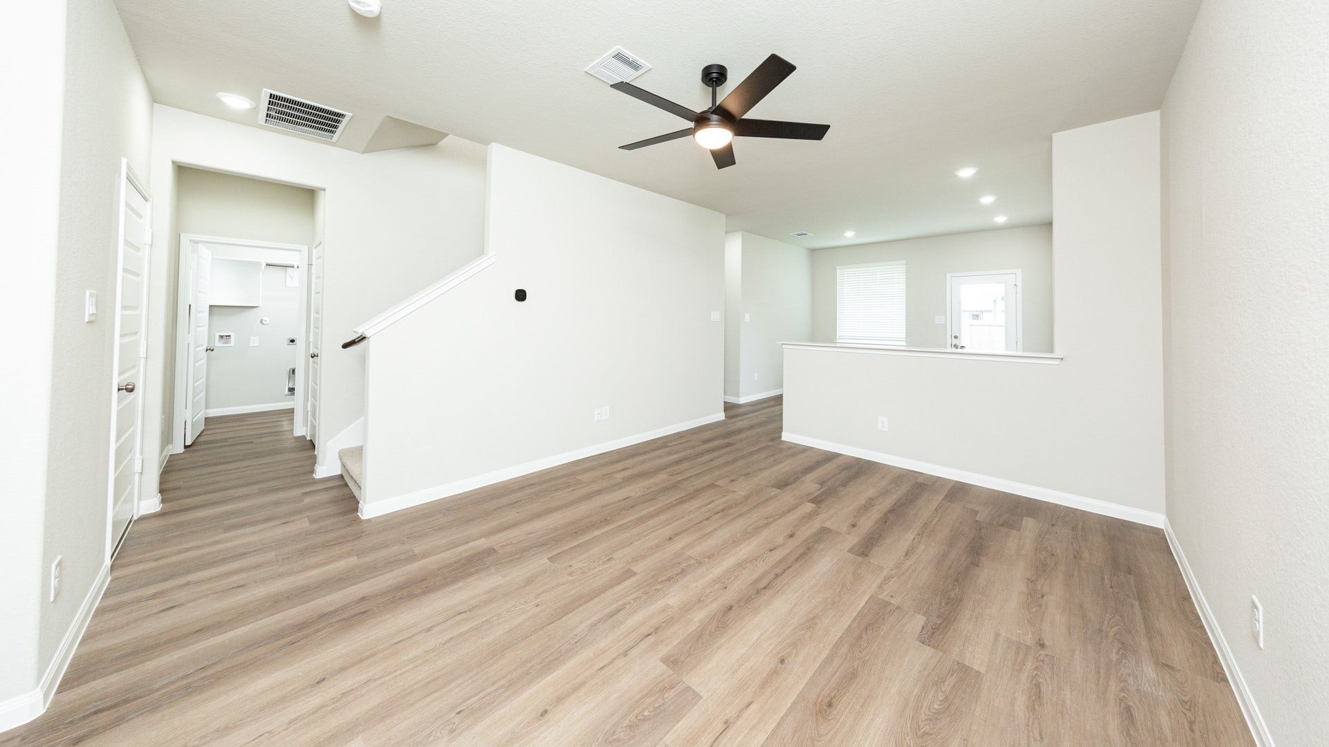 9221 Crestone Peak Drive, Willis, TX 77318 9221 Crestone Peak Drive, Willis, TX 77318