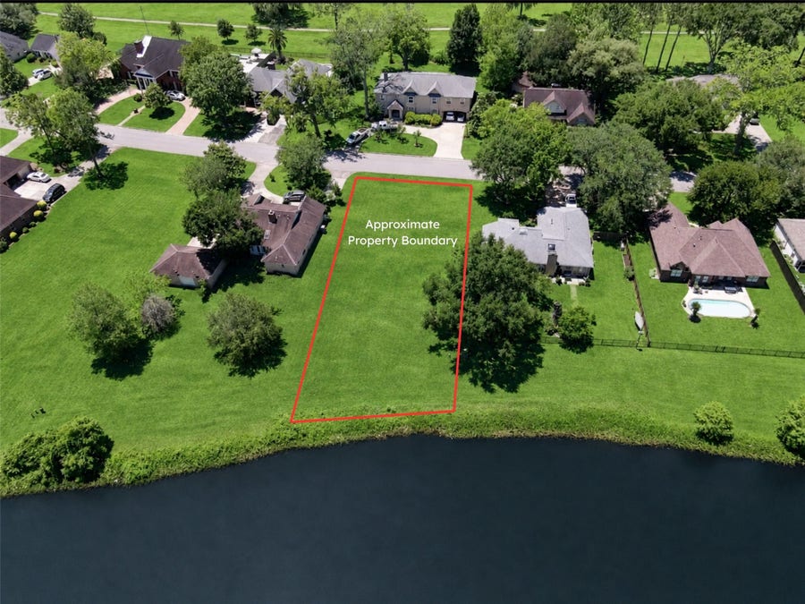 Property photo for 2209 Riverside Drive, West Columbia, TX