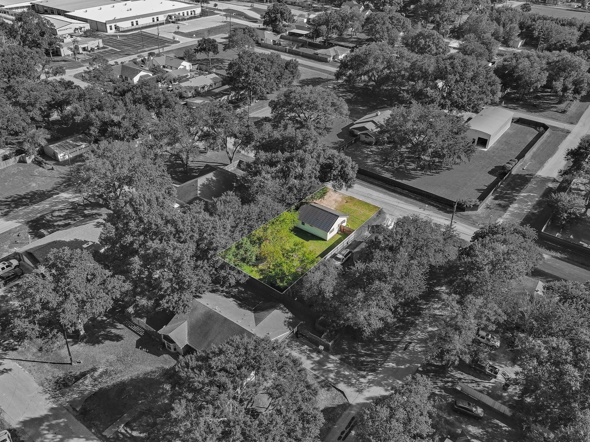 2610 Daugherty Street, Waller, TX 77484 2610 Daugherty Street, Waller, TX 77484
