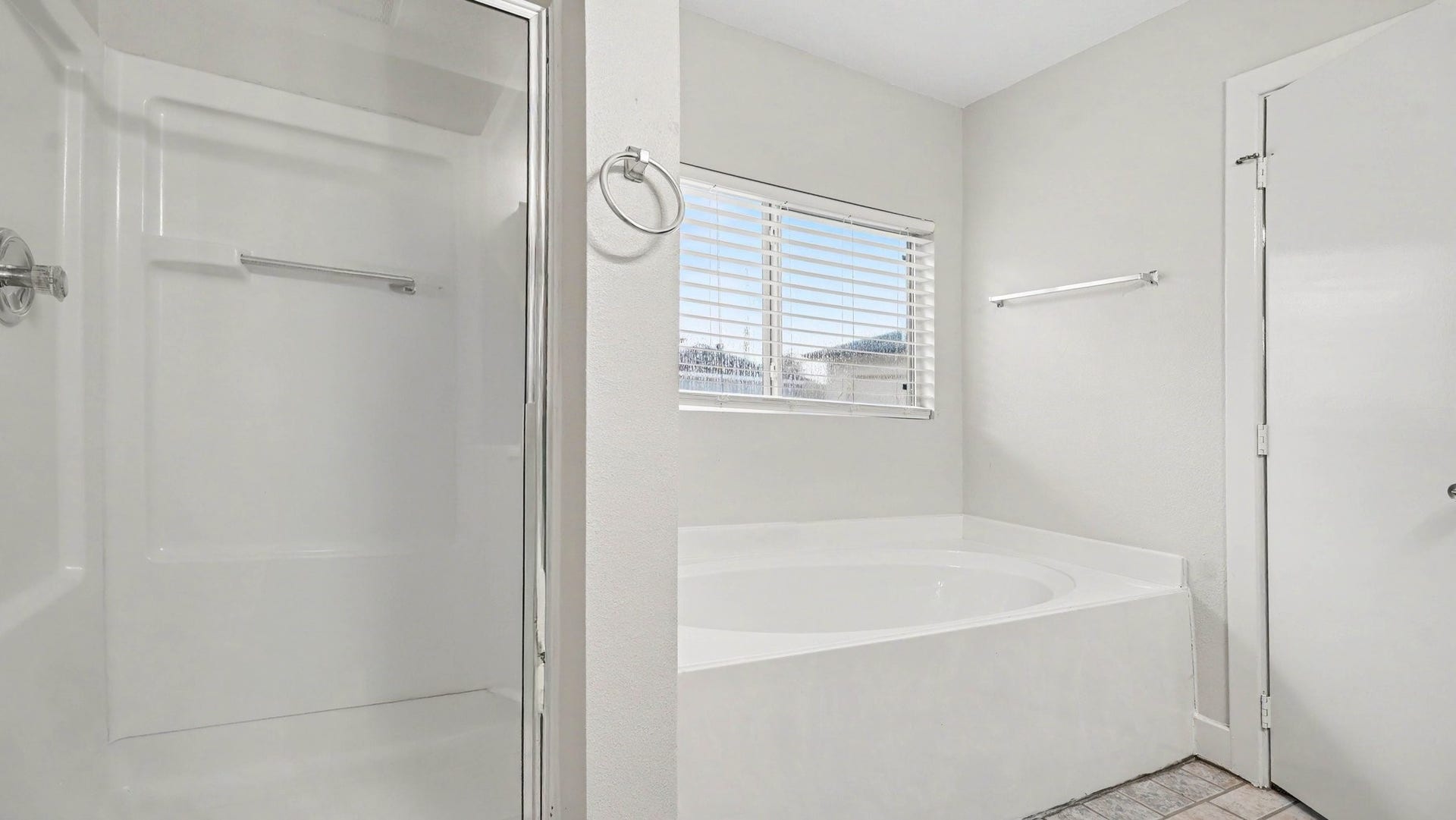 260 Rolling Brook Drive, Dickinson, TX 77539 260 Rolling Brook Drive, Dickinson, TX 77539