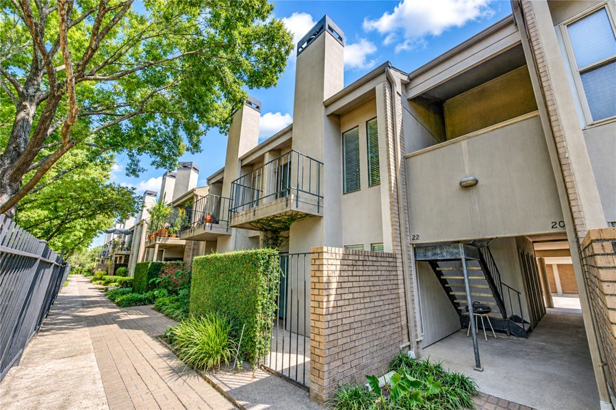 Property photo for 10811 Richmond Avenue, #22, Houston, TX