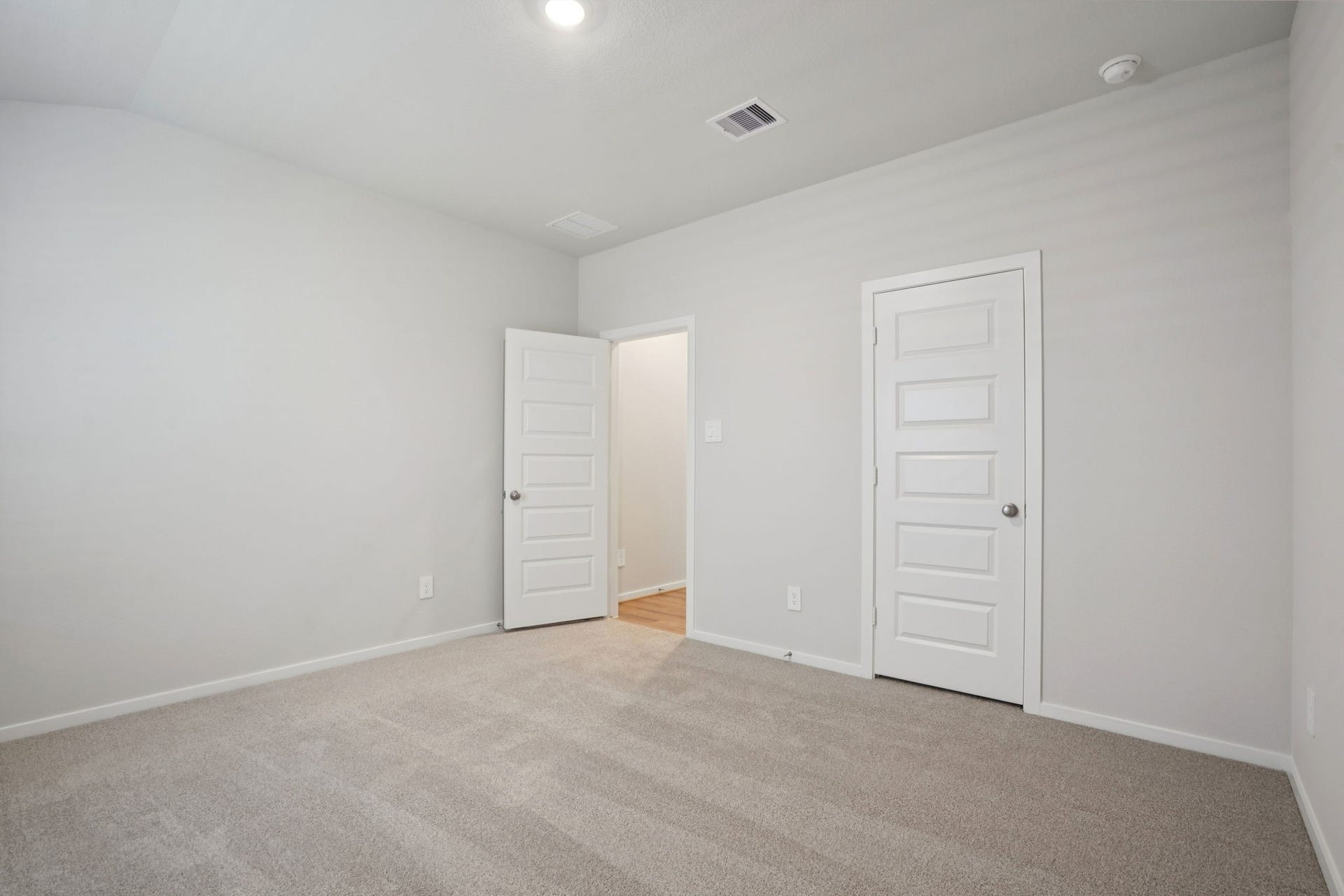2035 Murphy Ranch Court, Conroe, TX 77301 2035 Murphy Ranch Court, Conroe, TX 77301