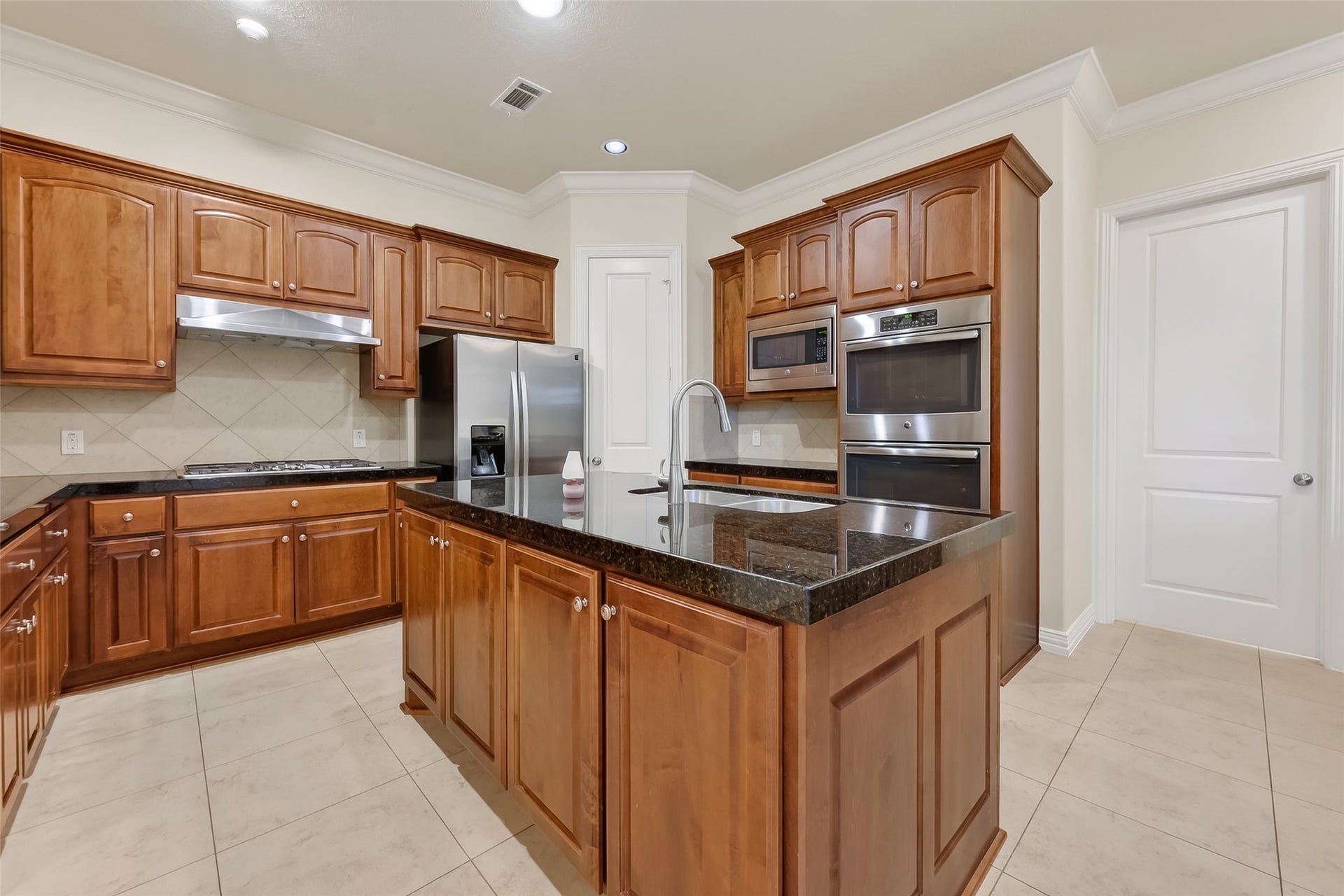 14447 KINGSTON COVE Lane, Houston, TX 77077 14447 KINGSTON COVE Lane, Houston, TX 77077
