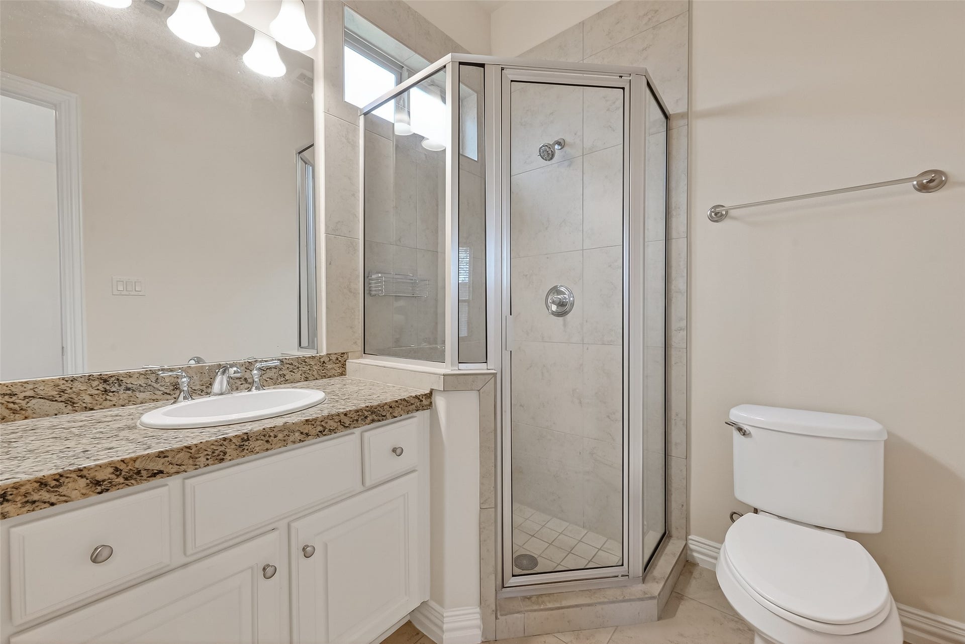 14447 KINGSTON COVE Lane, Houston, TX 77077 Secondary Bathroom