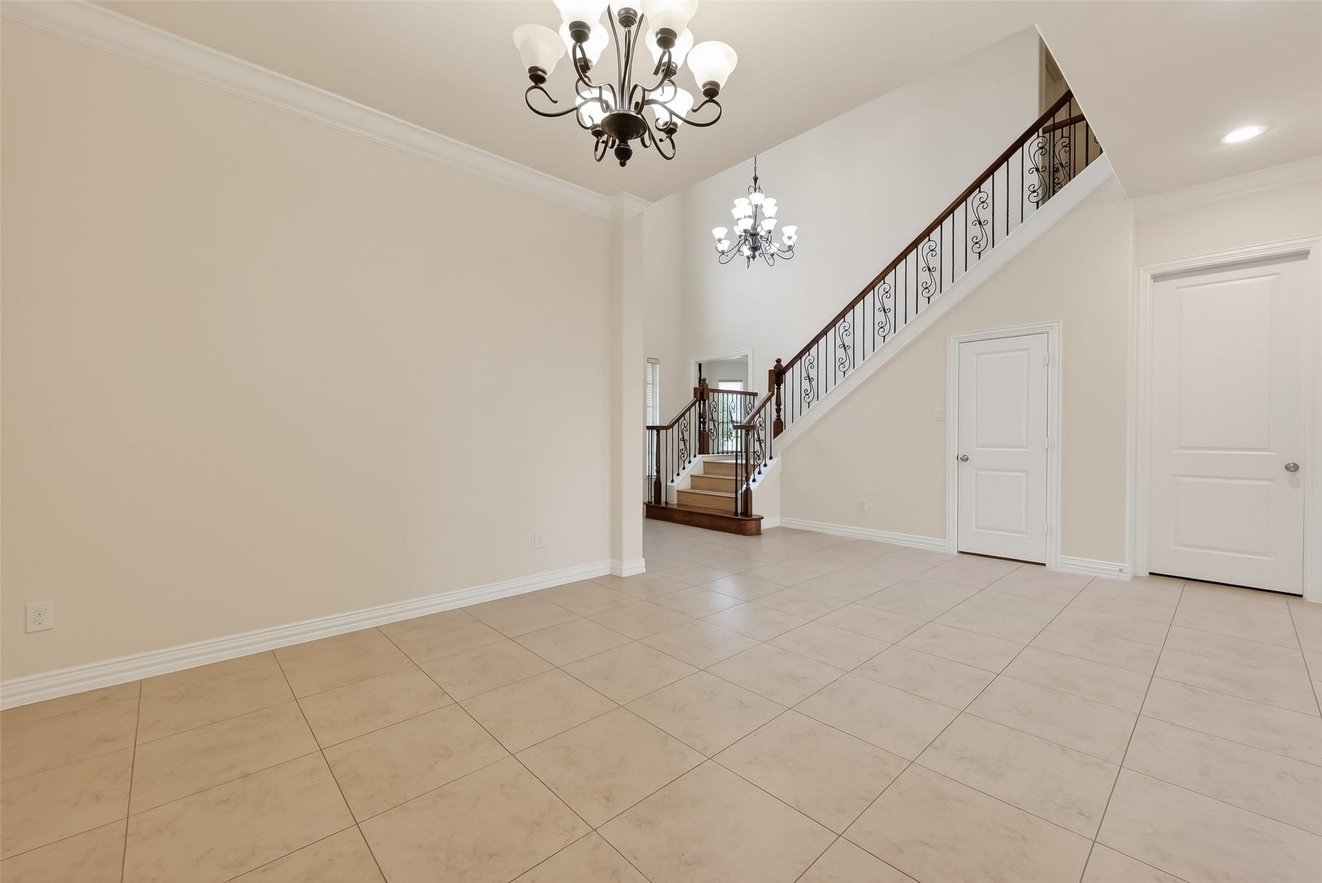 14447 KINGSTON COVE Lane, Houston, TX 77077 Dining Room