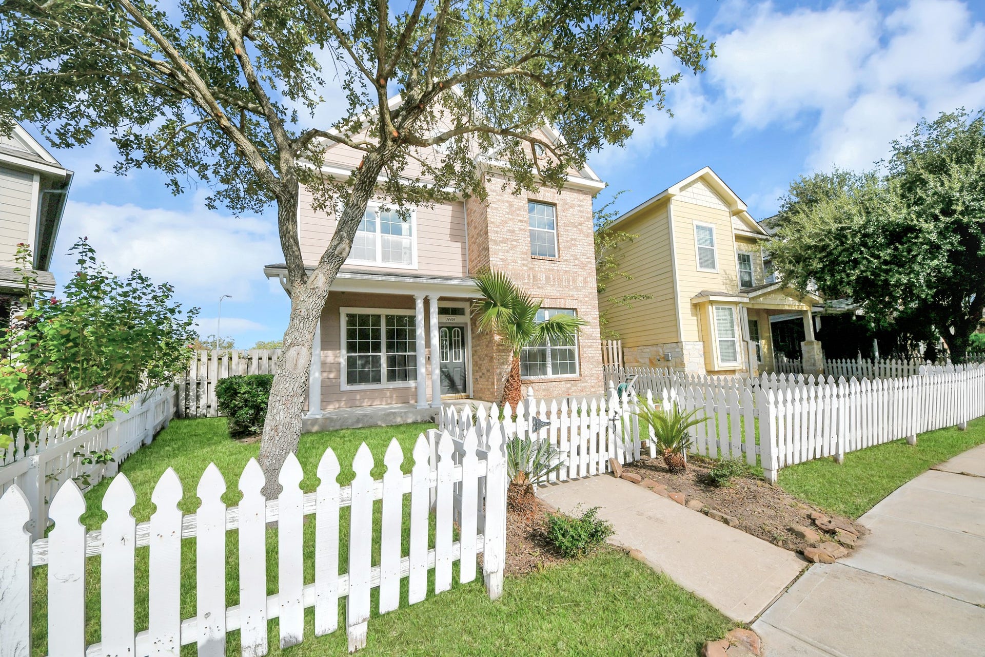 14414 Summer Garden Drive, Houston, TX 77083