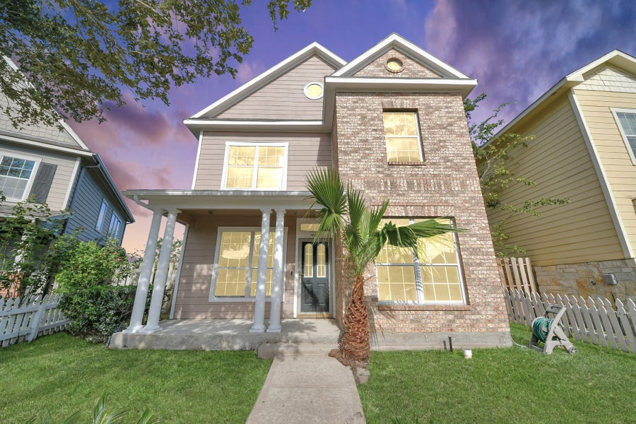 Property photo for 14414 Summer Garden Drive, Houston, TX