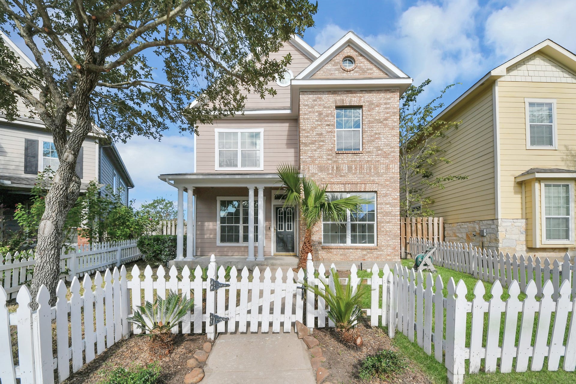 14414 Summer Garden Drive, Houston, TX 77083