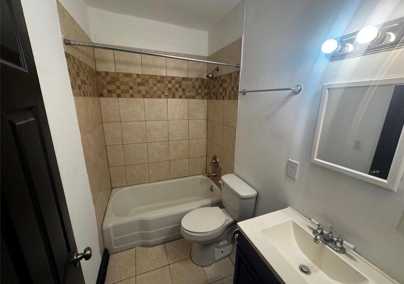 1504 Luzon Street, Houston, TX 77009 1504 Luzon Street, Houston, TX 77009