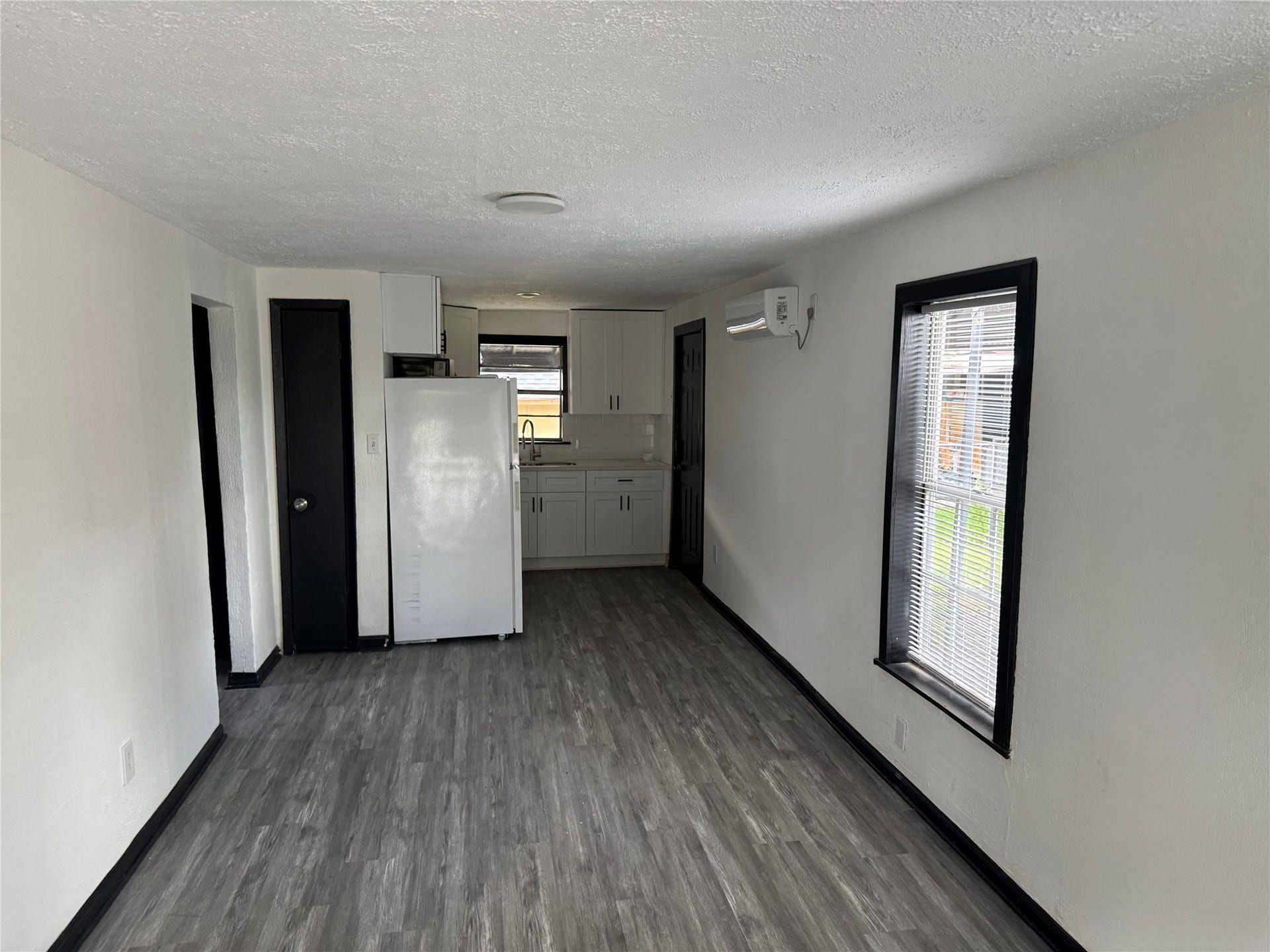 1504 Luzon Street, Houston, TX 77009 1504 Luzon Street, Houston, TX 77009