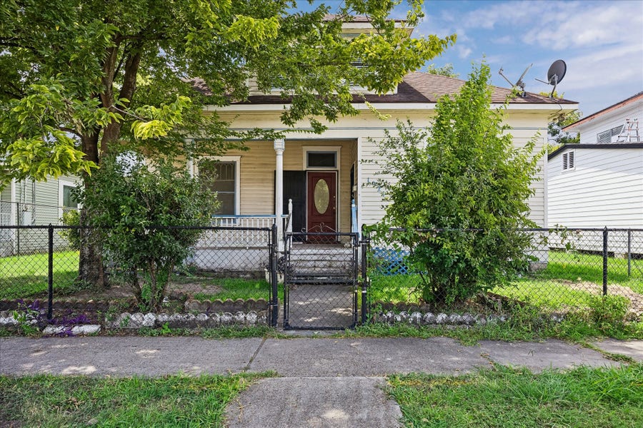 Property photo for 1921 Chapman Street, Houston, TX