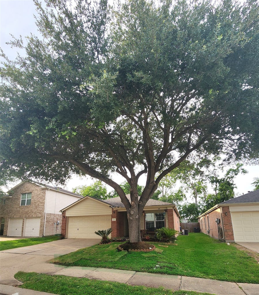 Property photo for 15006 Sugarhollow Drive, Sugar Land, TX