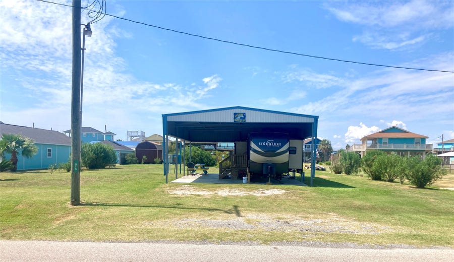 Property photo for 915 S SELWYN Road, Crystal Beach, TX