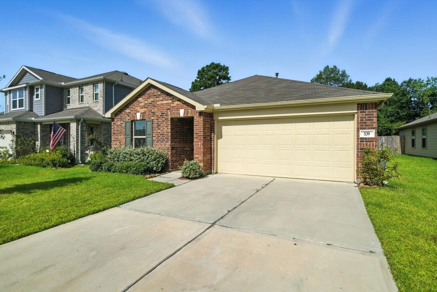Property photo for 539 Broken Boulder Street, Magnolia, TX