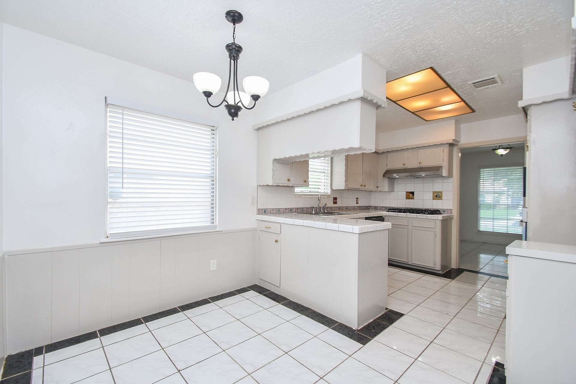 7714 Eichler Drive, Houston, TX 77036