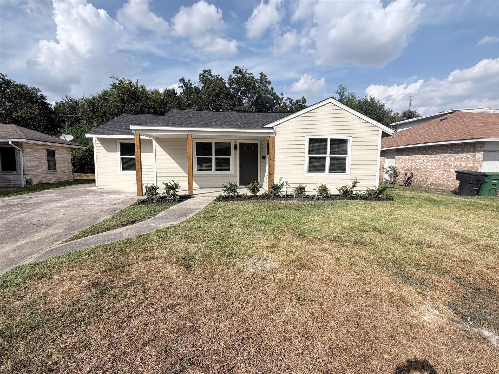 3727 Yosemite Street, Houston, TX 77021 3727 Yosemite Street, Houston, TX 77021