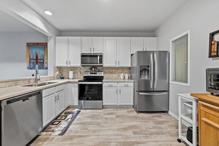 Property photo for 2815 Kings Crossing Drive, #302, Kingwood, TX