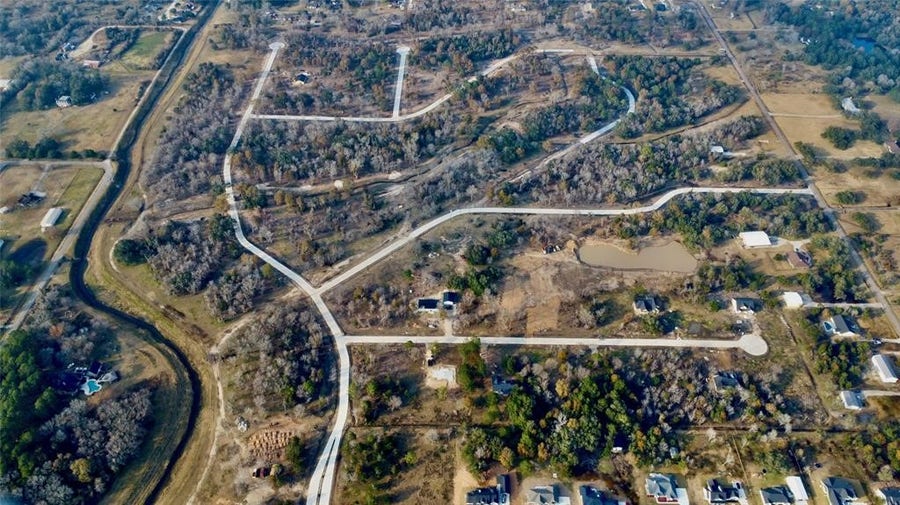 Property photo for 2840 County Road 160, Alvin, TX