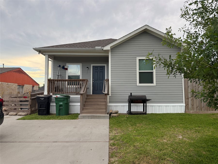 Property photo for 542 Coolwood Drive, Houston, TX