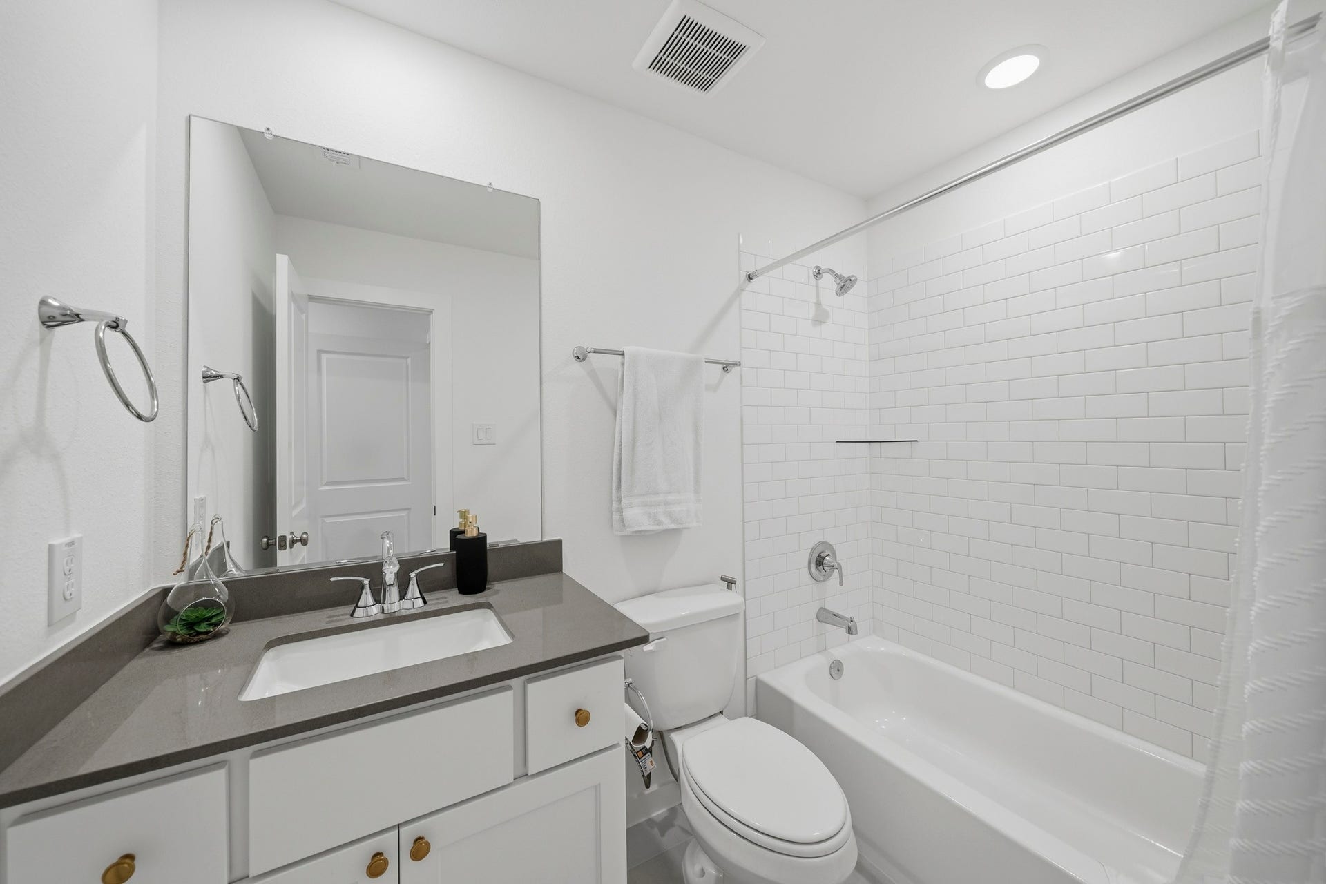 24815 Blooming Sunflower Trail, Katy, TX 77493 24815 Blooming Sunflower Trail, Katy, TX 77493