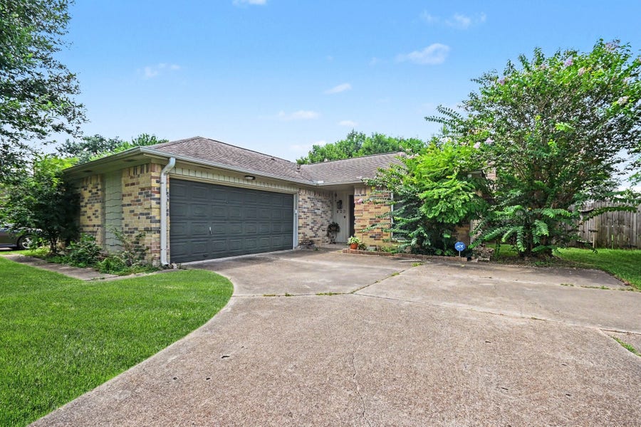 Property photo for 423 Merriweather Street, Houston, TX