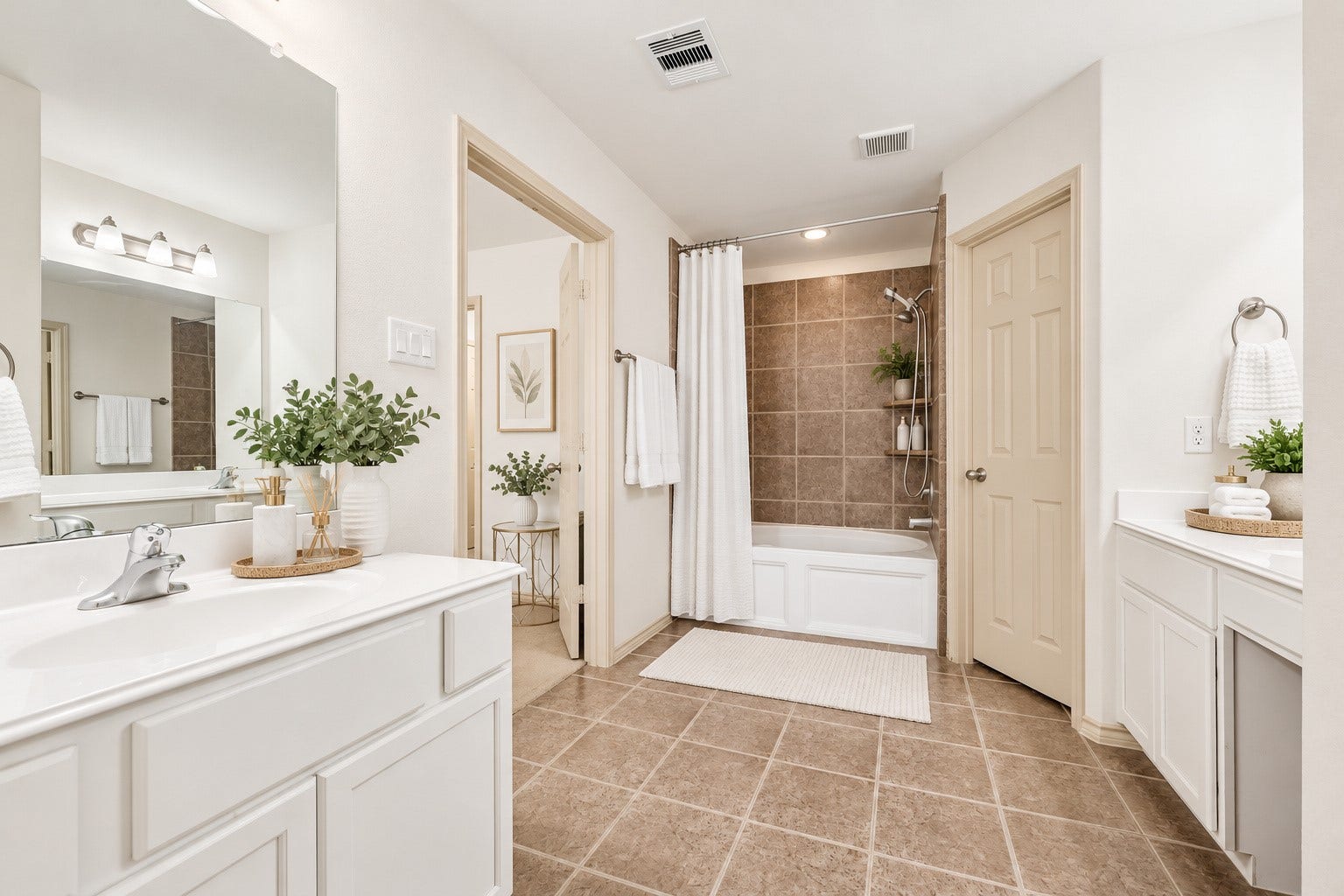 7914 Stoneyway Drive, Houston, TX 77040 Primary Suite features two vanities, soaking tub and ample storage space.