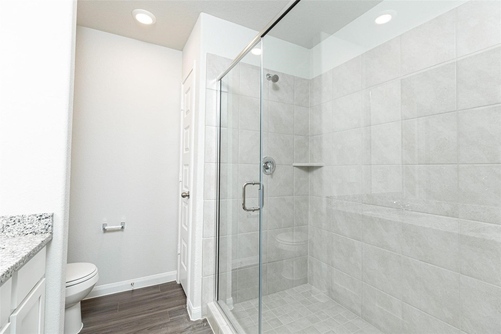 2312 Mooneye Court, Conroe, TX 77384 Master Bathroom