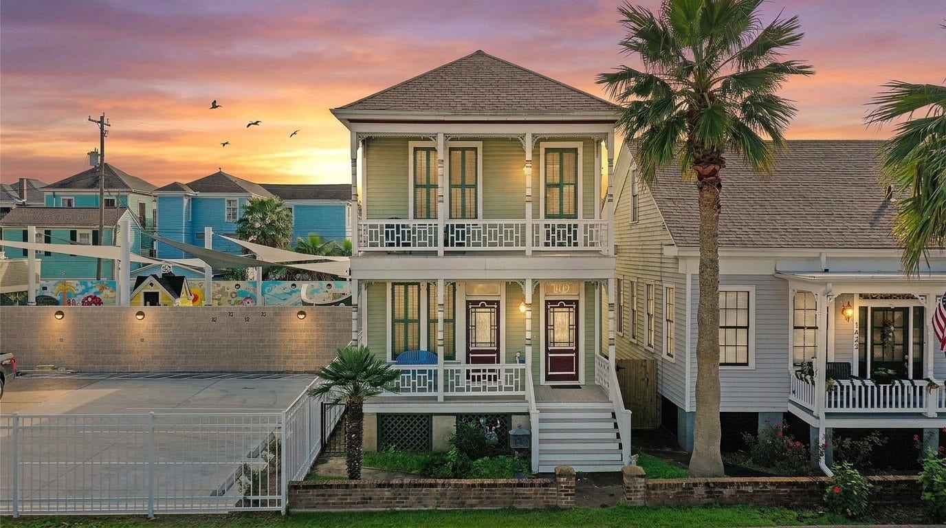 1419 Mechanic Street, Galveston, TX 77550 Standing strong since 1905, this 3 bed residence has been beautifully styled and whimsically decorated. Ready for your bags!