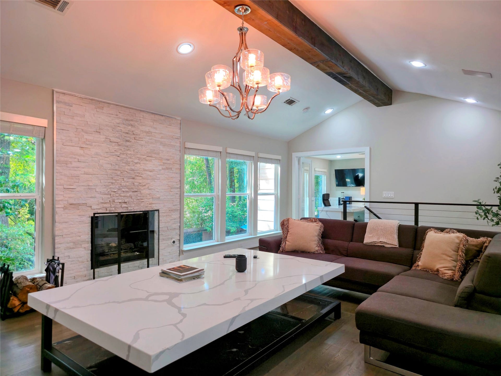7 Leisure Lane, The Woodlands, TX 77380 7 Leisure Lane, The Woodlands, TX 77380