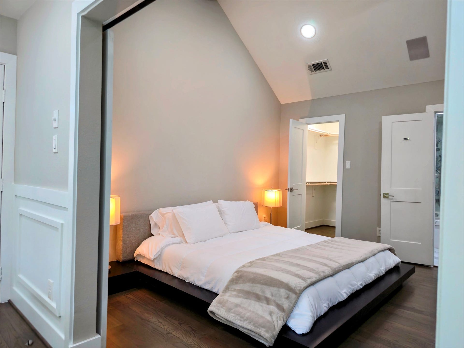 7 Leisure Lane, The Woodlands, TX 77380 7 Leisure Lane, The Woodlands, TX 77380