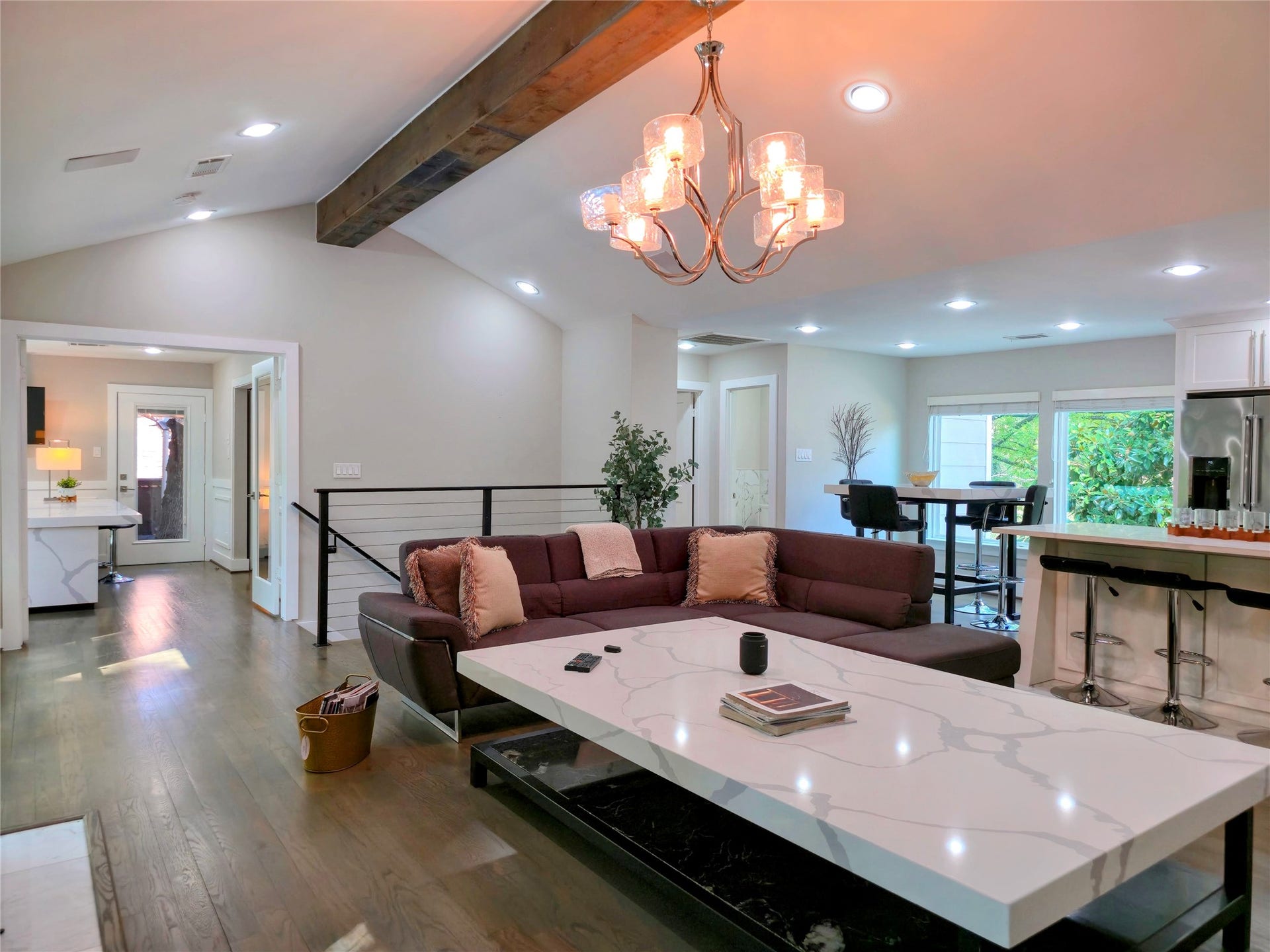 7 Leisure Lane, The Woodlands, TX 77380 7 Leisure Lane, The Woodlands, TX 77380