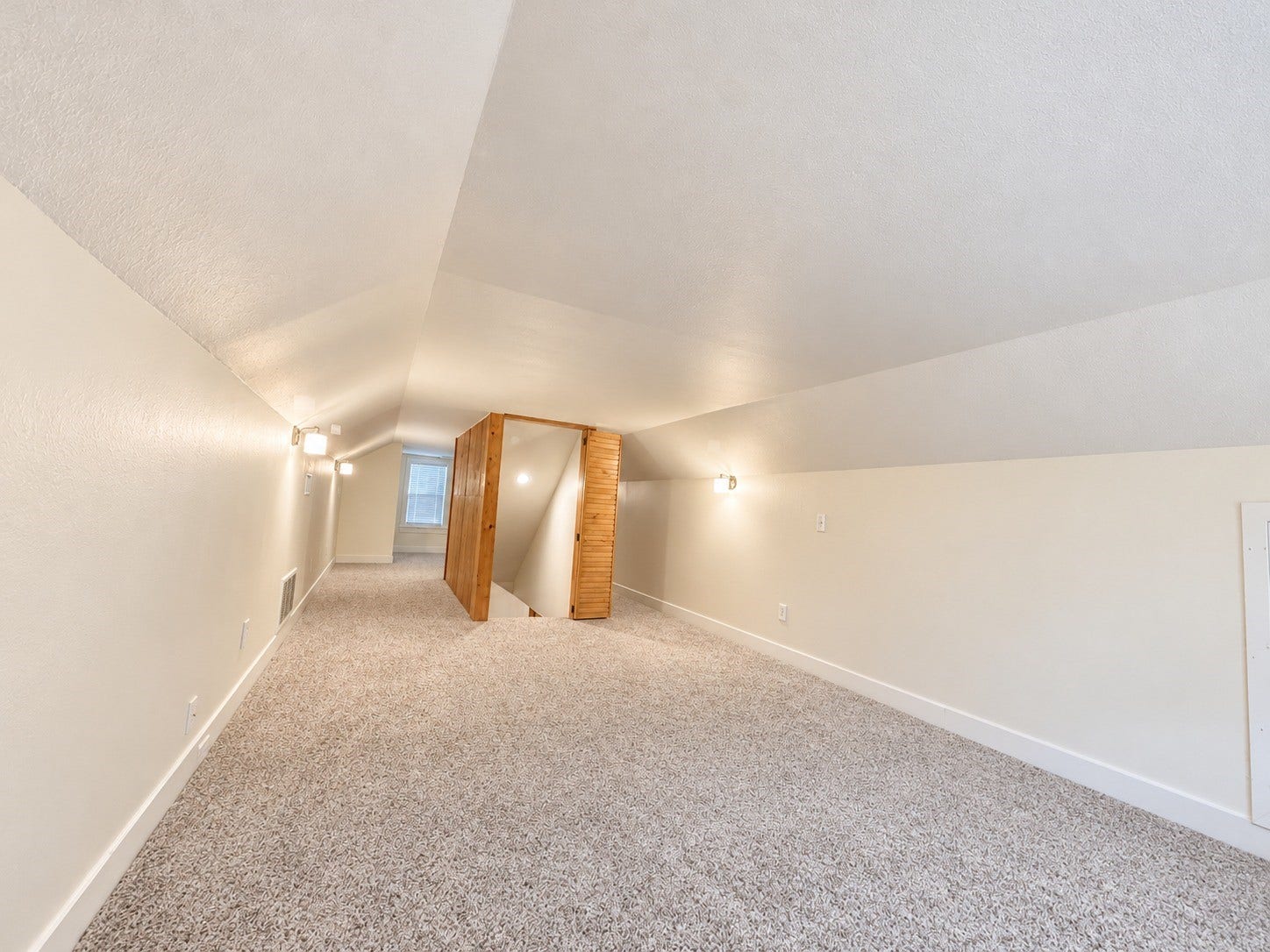 317 E Locust Street, Angleton, TX 77515 317 E Locust Street, Angleton, TX 77515