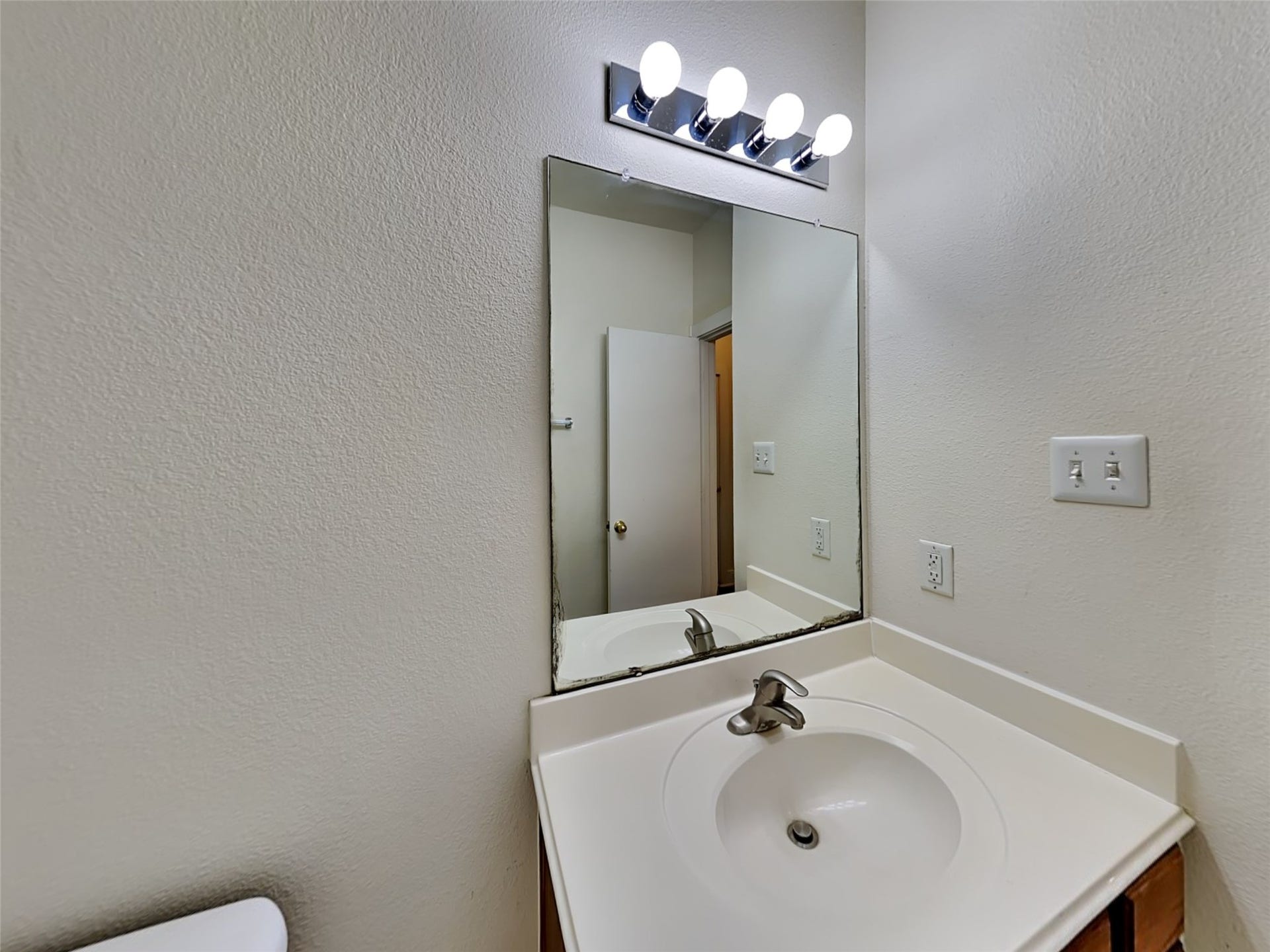 804 Lightningbug Lane, Conroe, TX 77301 804 Lightningbug Lane, Conroe, TX 77301