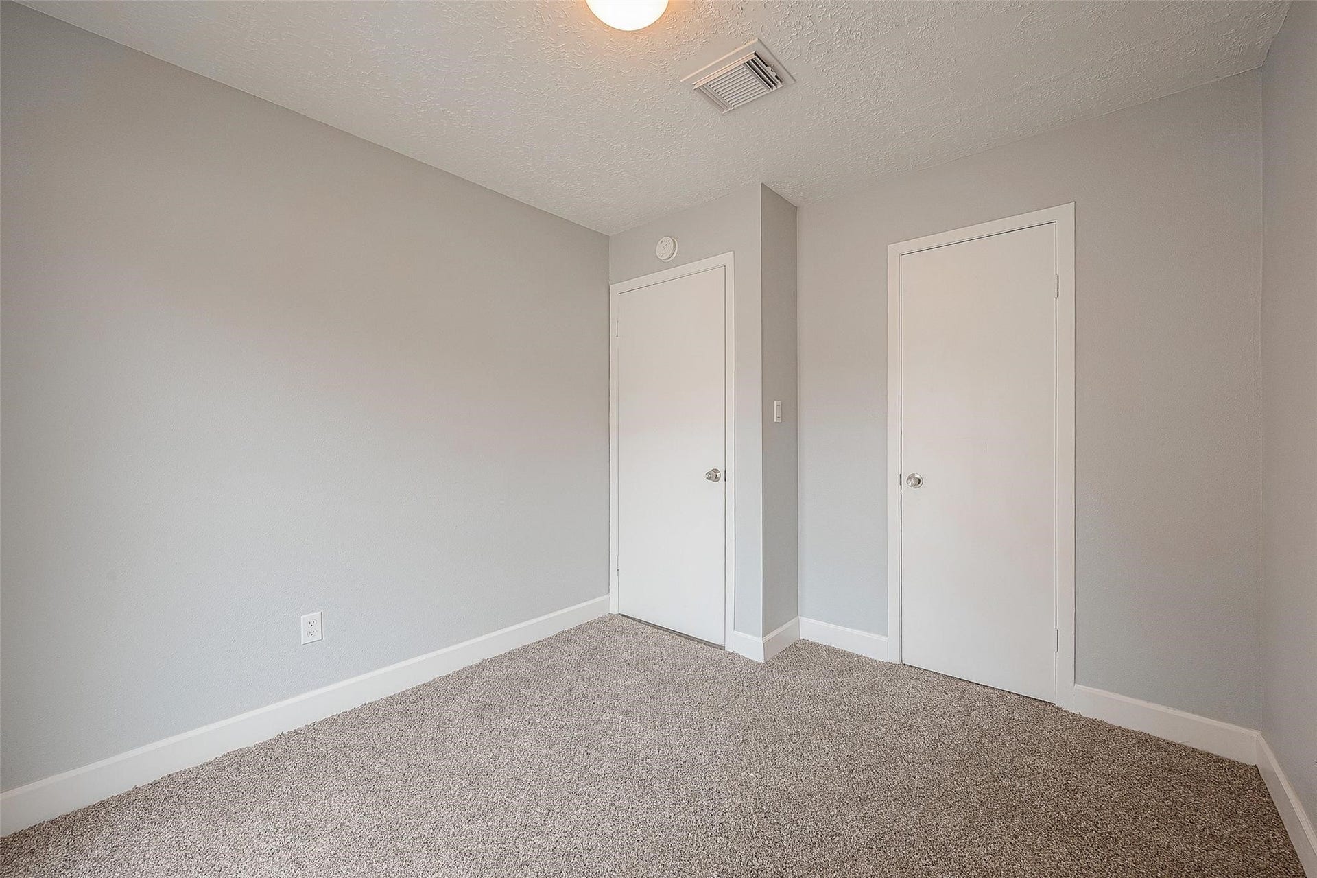 5020 Ridgevan Drive, Houston, TX 77053 5020 Ridgevan Drive, Houston, TX 77053