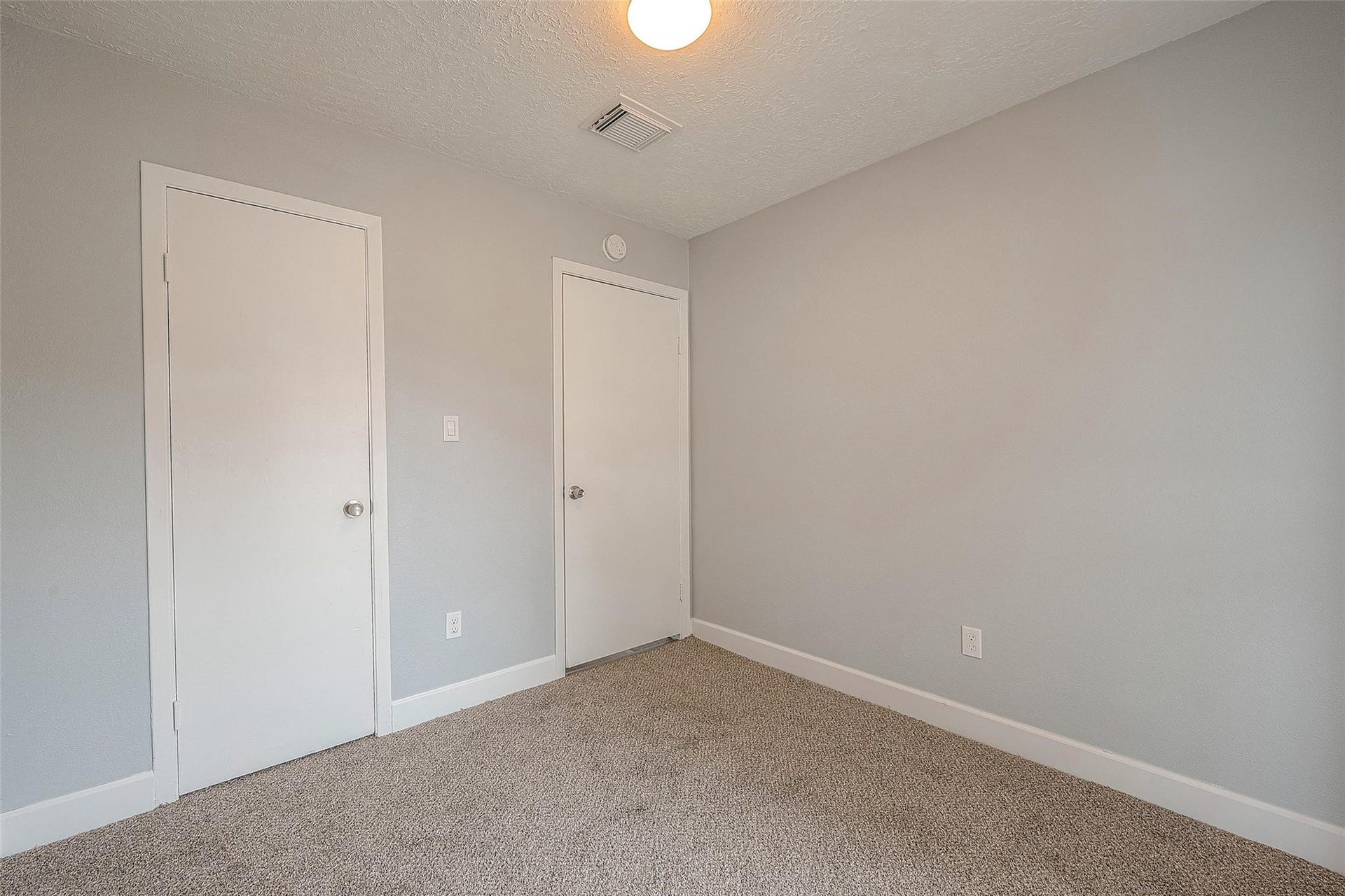 5020 Ridgevan Drive, Houston, TX 77053 5020 Ridgevan Drive, Houston, TX 77053