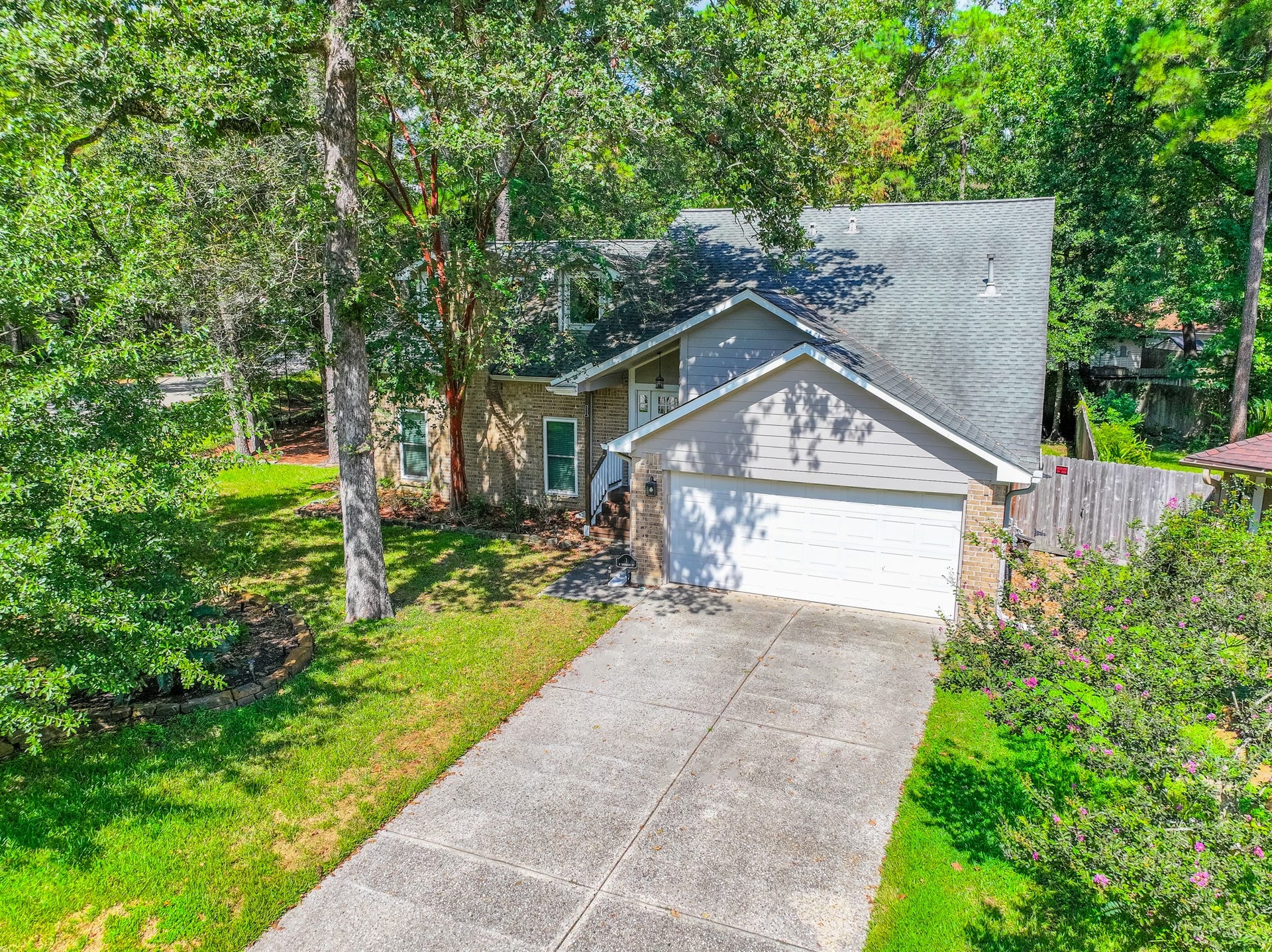 1 N Birchcane Court, The Woodlands, TX 77381 1 N Birchcane Court, The Woodlands, TX 77381