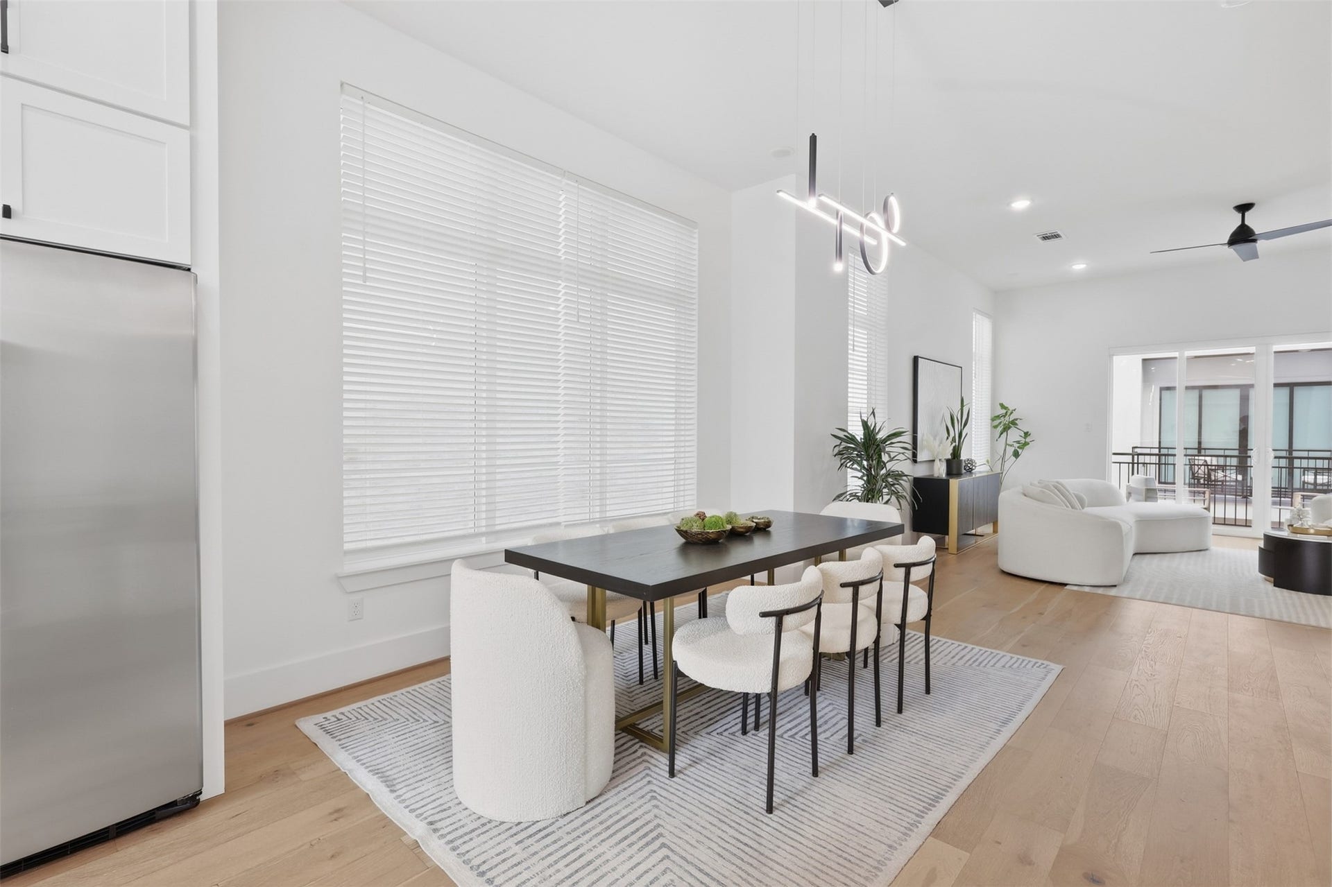 5704 Fairdale Lane, #B, Houston, TX 77057 5704 Fairdale Lane, #B, Houston, TX 77057