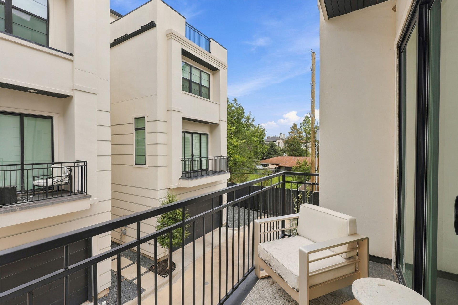 5704 Fairdale Lane, #B, Houston, TX 77057 5704 Fairdale Lane, #B, Houston, TX 77057