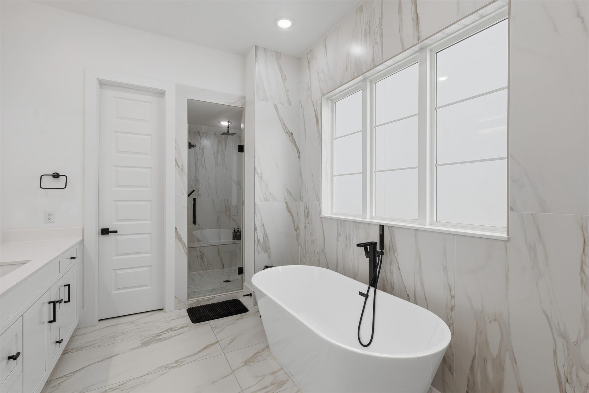 5704 Fairdale Lane, #B, Houston, TX 77057 5704 Fairdale Lane, #B, Houston, TX 77057