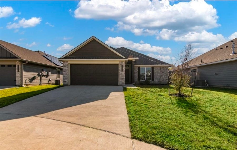 Property photo for 1022 Walnut Branch Lane, Tomball, TX